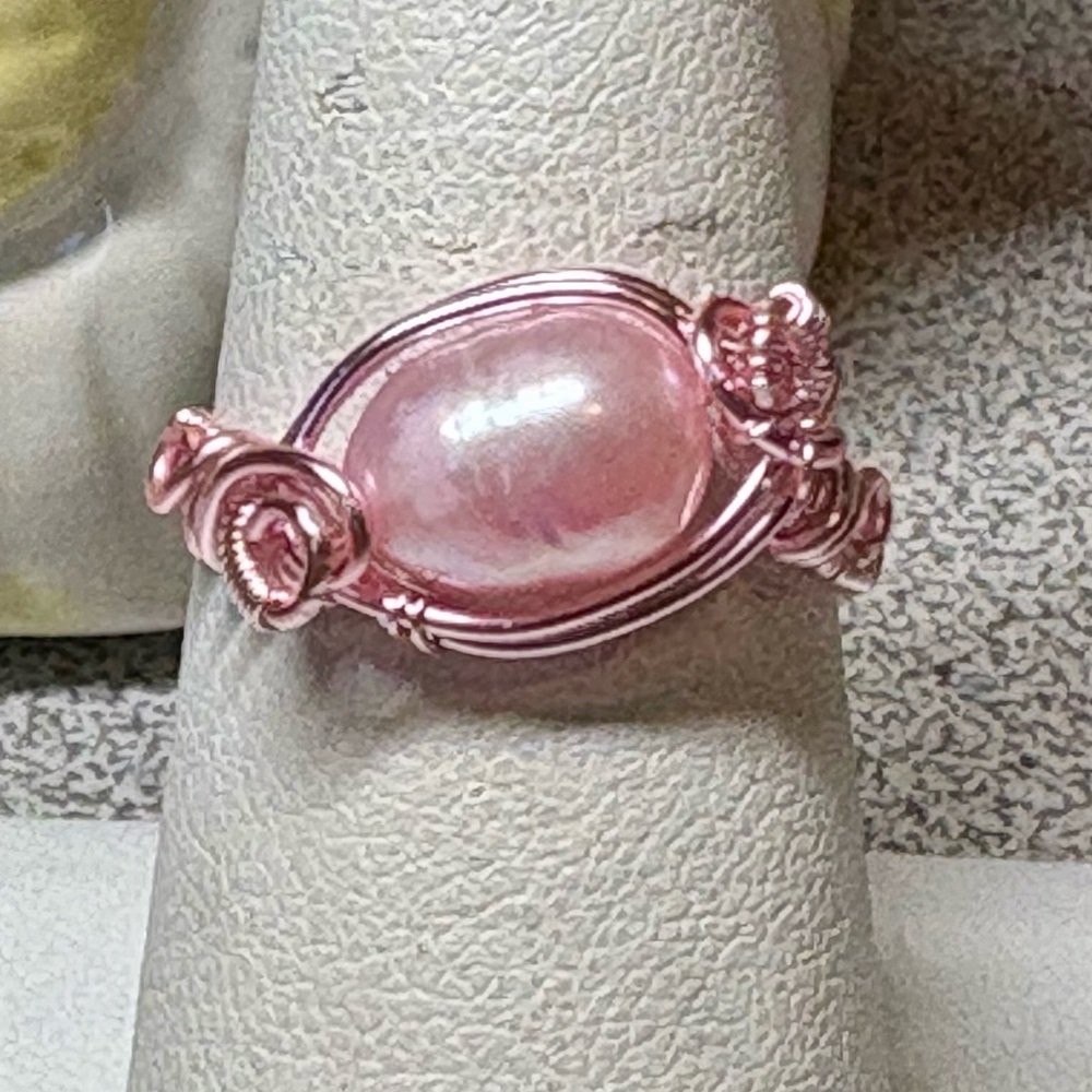 Elegant pink genuine fresh water pearl Wire-Wrapped Ring